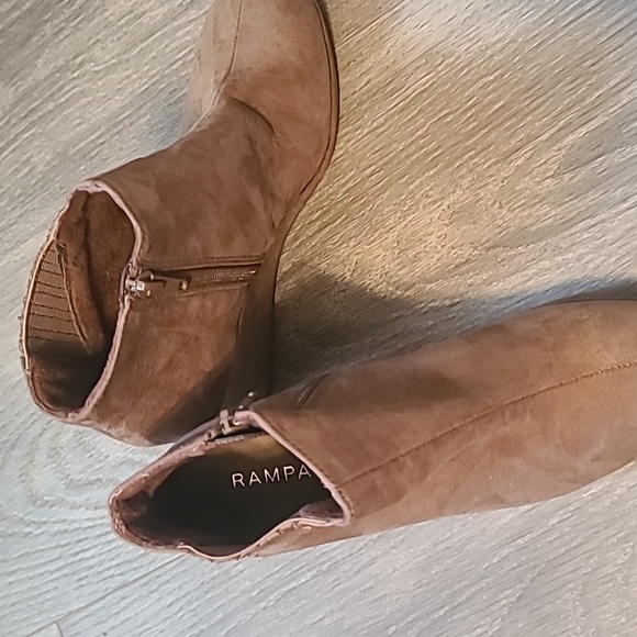 Suede wedge booties - Picture 4 of 4